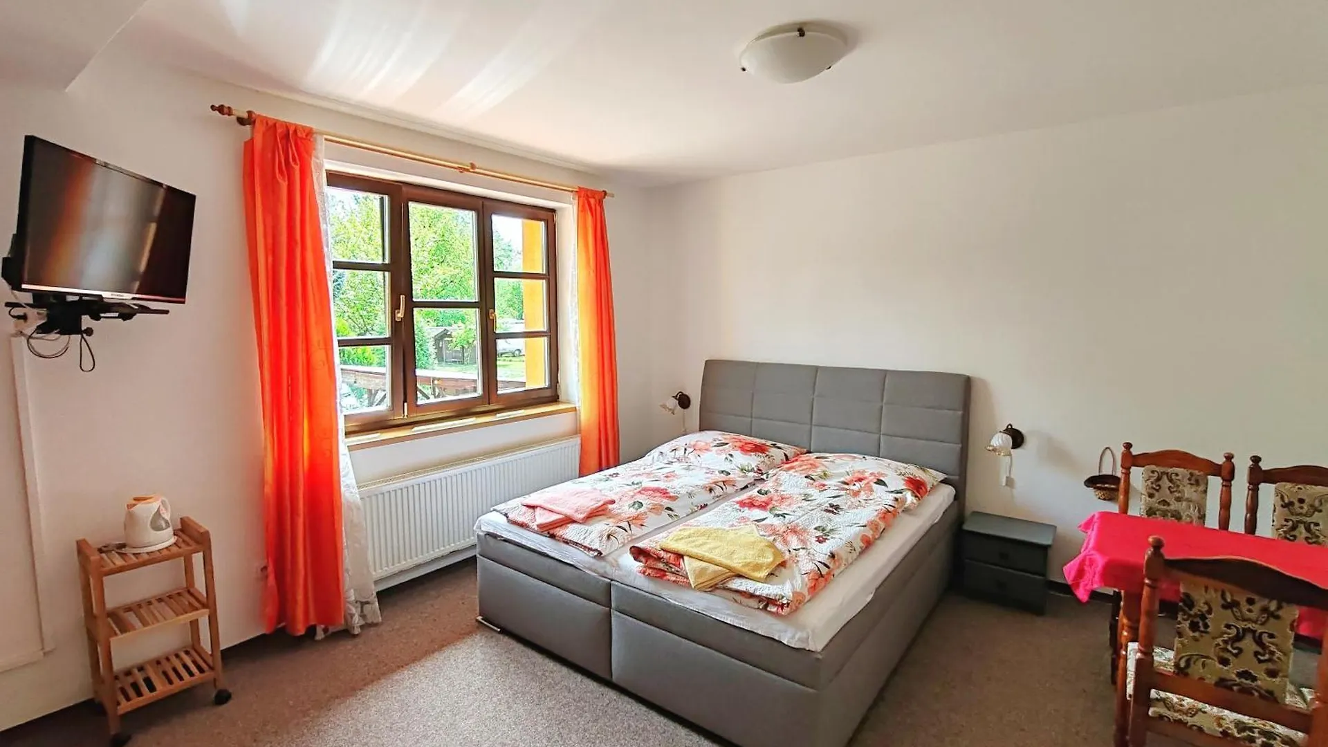 Pension Trojska Prague Guest house